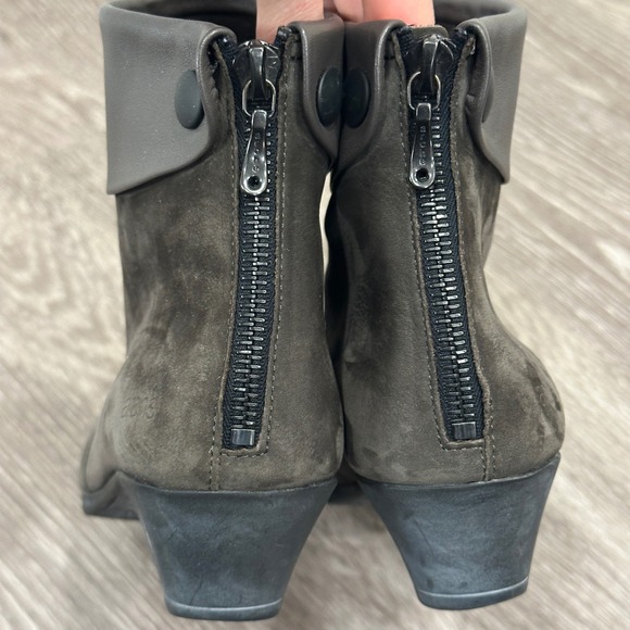 Arche France Calfskin Suede Leather Ankle Boots Taupe Gray Wedge Zip Booties 8.5 - Picture 7 of 9